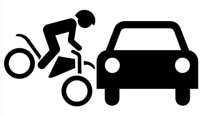  L'automobiliste qui se blesse en relevant un scooter est-il victime d'un accident de la circulation ?